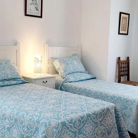 Malvaloca El Paraiso إِستيبونا